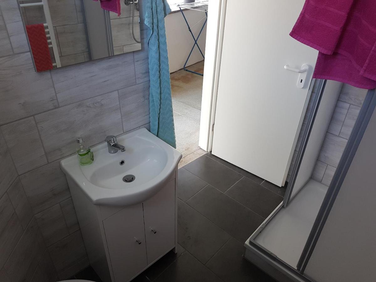 Einraum-Ferienwohnung 46M2 Eisenhuettenstadt-Diehlo מראה חיצוני תמונה